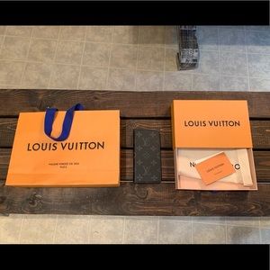 Louis Vuitton IPHONE  X/XS FOLIO